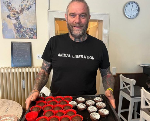 Inhaber des Bistros Vegane Helden (Ralf Seeger)