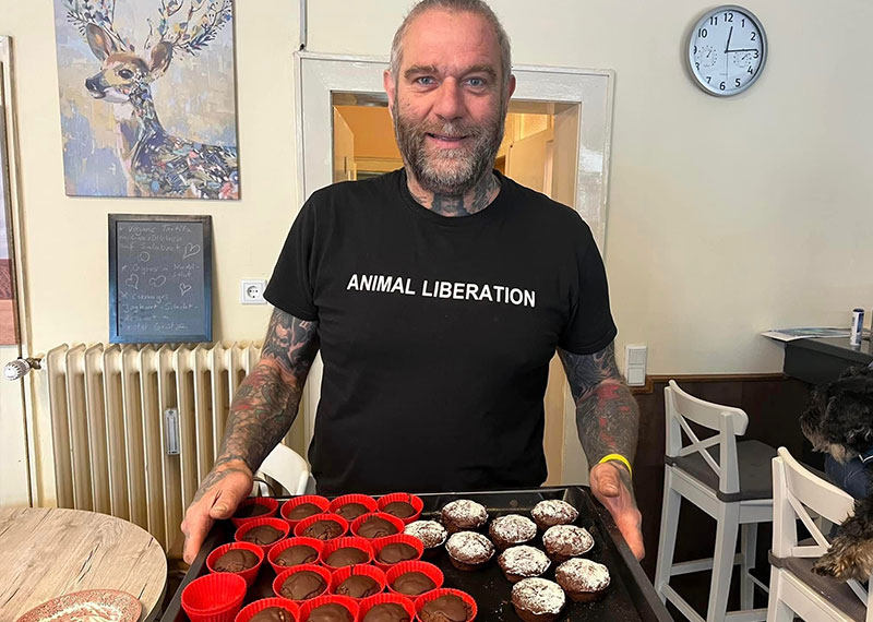 Inhaber des Bistros Vegane Helden (Ralf Seeger)